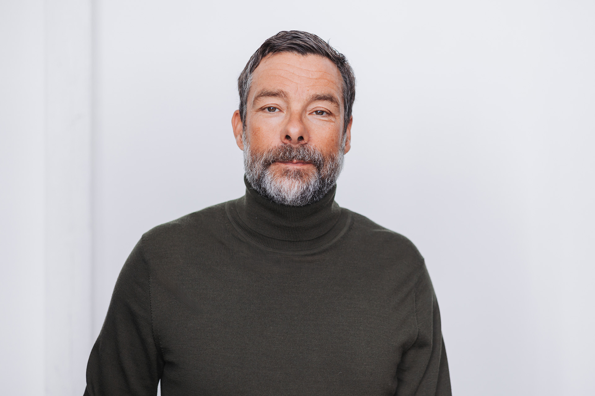 Porträt Matthias Henrichsen-Schrembs